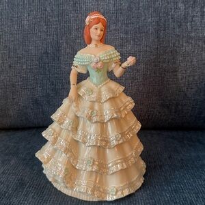 Lennox figurine “Ivory Cotillion at Bell Grove”